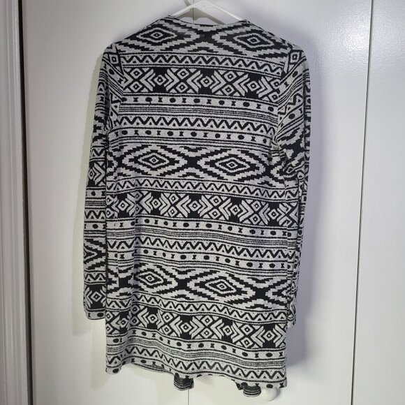 American Eagle Outfitters Women's Small Aztec Southwestern Cardigan Black White - Picture 3 of 10